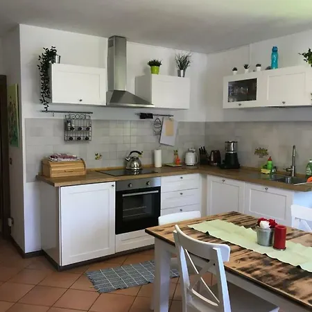 La Casa Di Monica Apartment